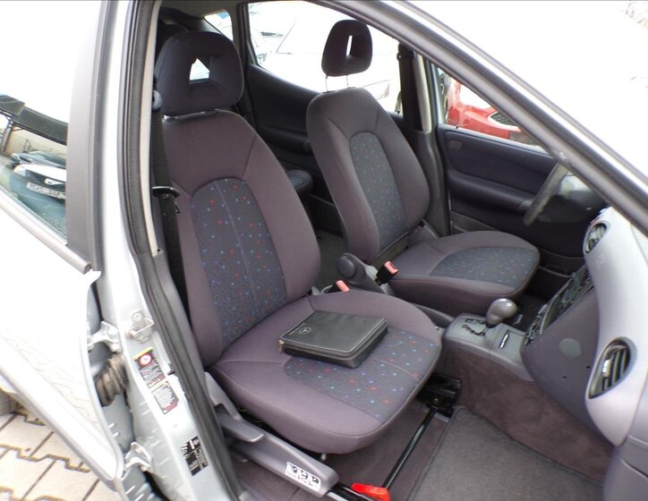 Mercedes-Benz Třídy A Kombi 1,6 l 75 kw