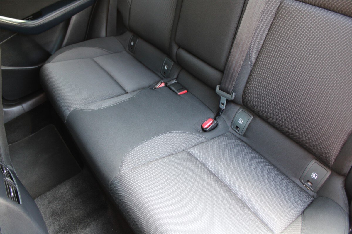 Mazda CX-30 SUV / Terénní 2,0 l 90 kw