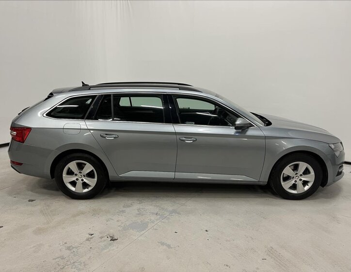Škoda Superb Kombi 1,5 l 110 kw