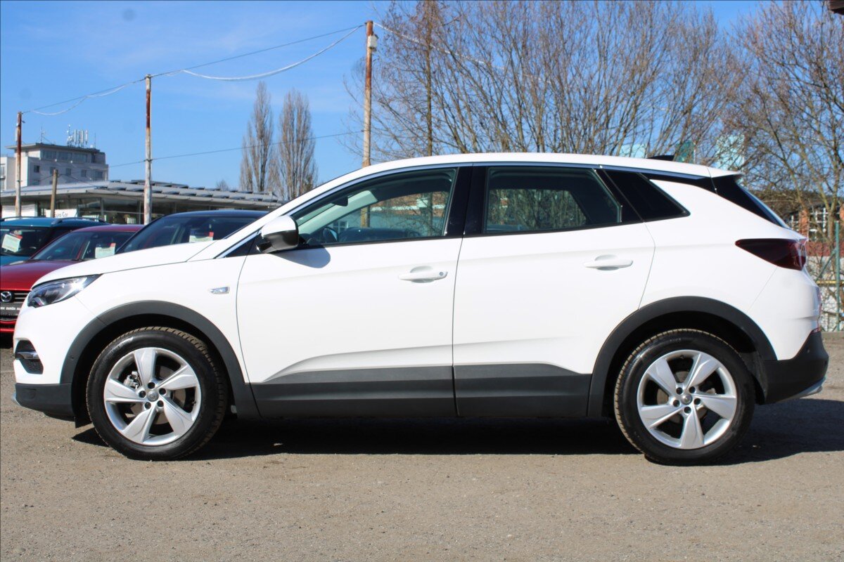 Opel Grandland X SUV / Terénní 1,5 l 96 kw