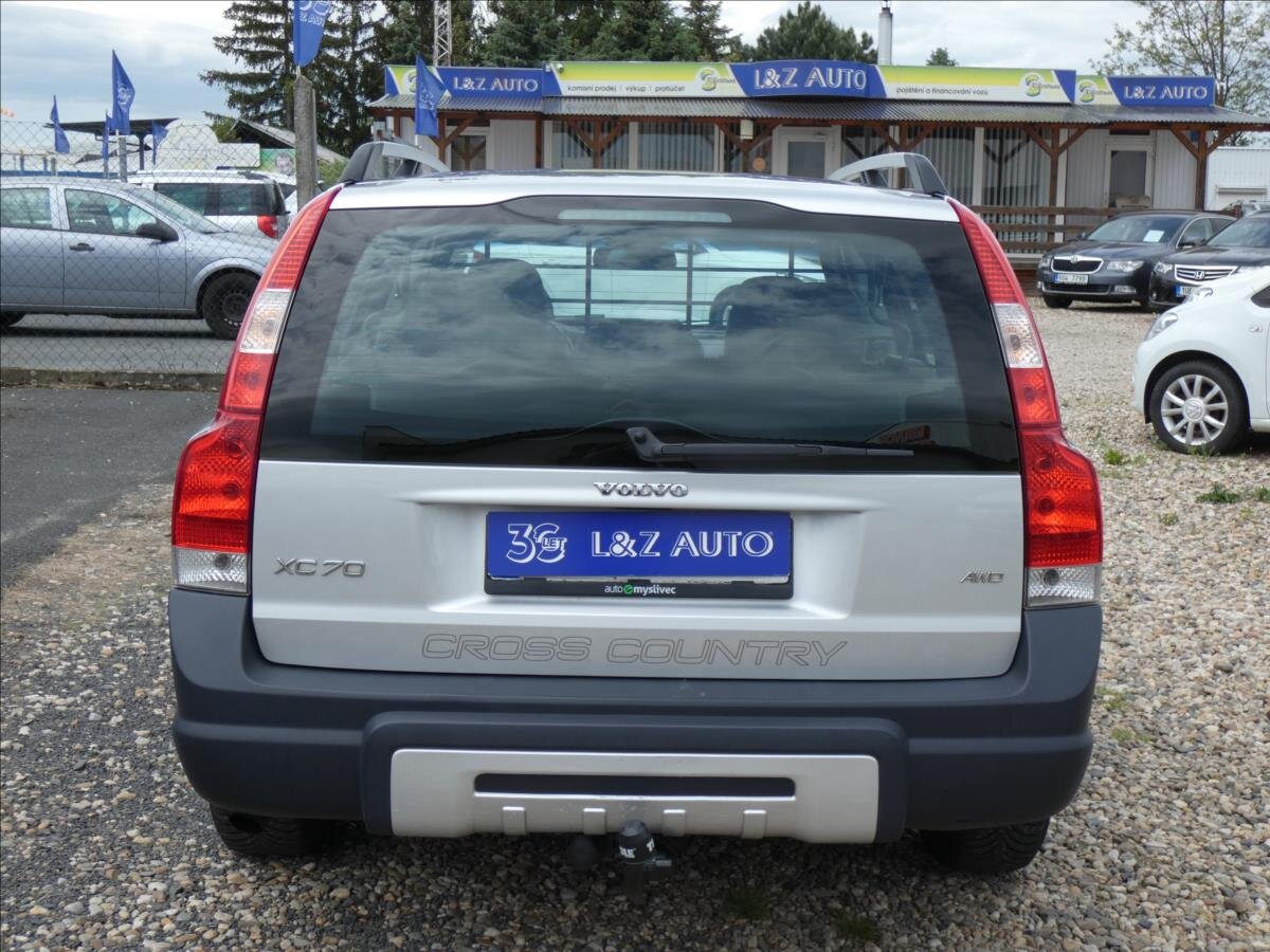 Volvo XC70 Kombi 2,4 l 136 kw