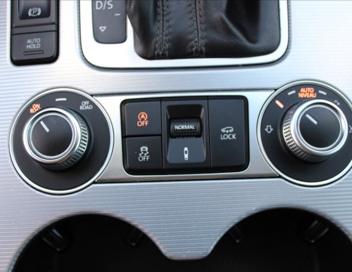 Volkswagen Touareg 21