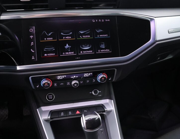 Audi Q3 SUV / Terénní 1,5 l 110 kw