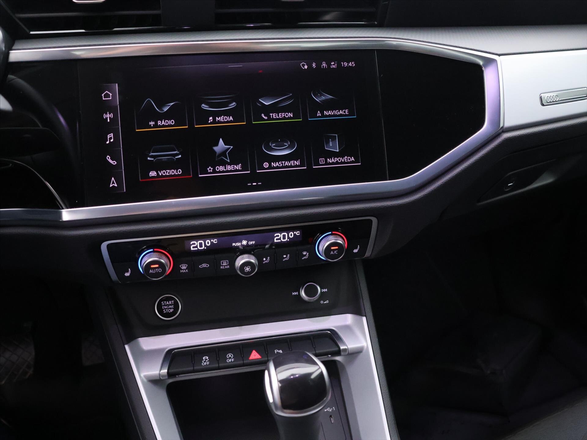 Audi Q3 SUV / Terénní 1,5 l 110 kw