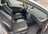 Peugeot 207 7