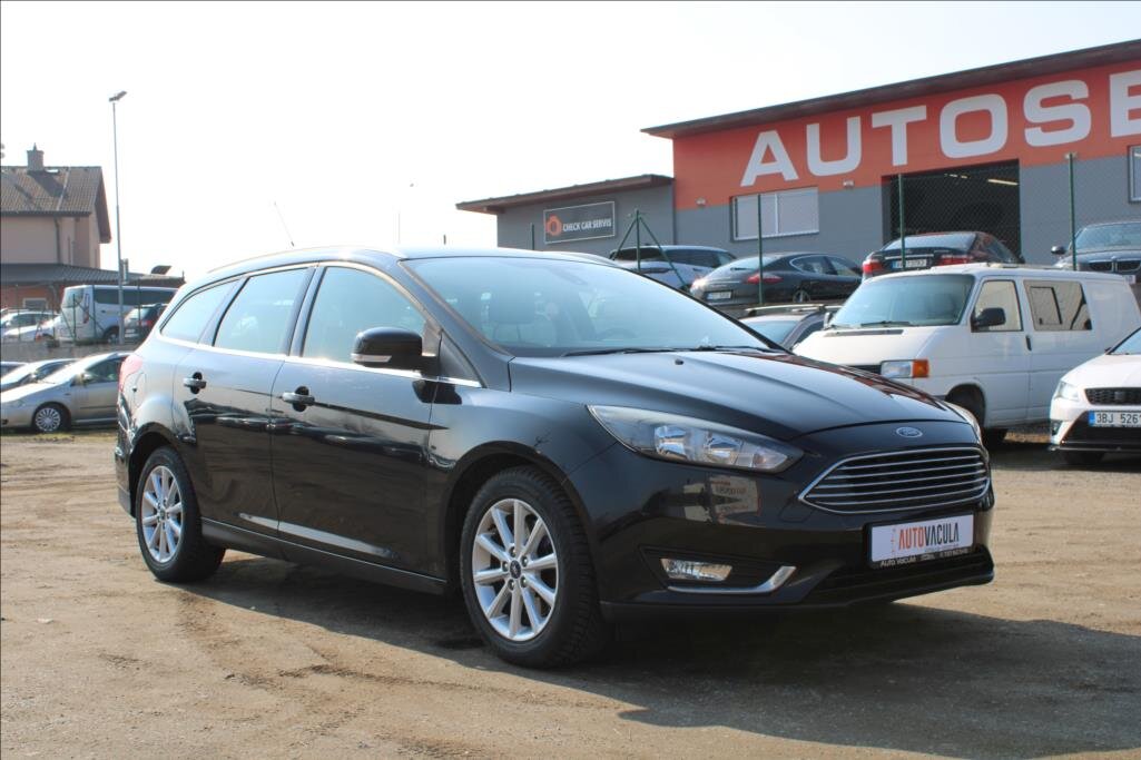 Ford Focus Kombi 1,5 l 110 kw