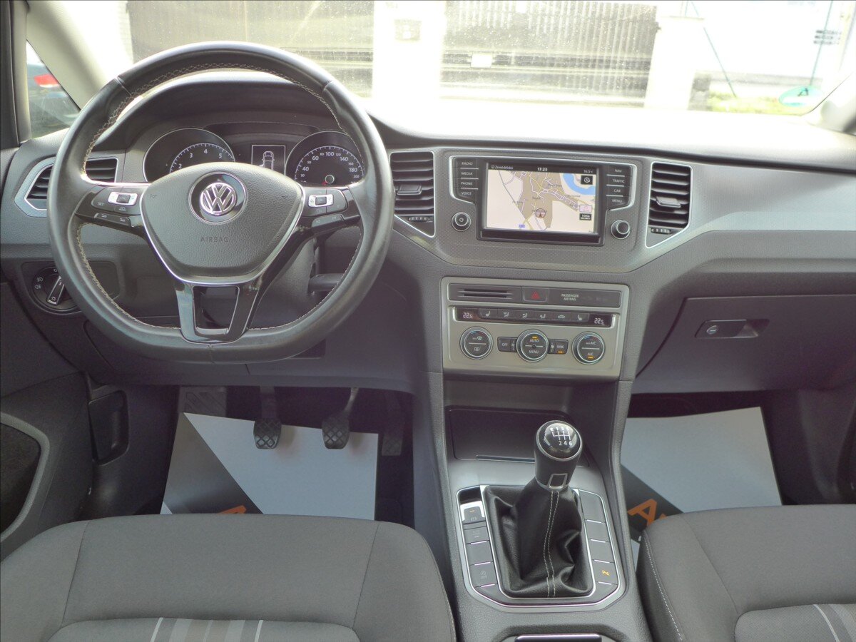 Volkswagen Golf Sportsvan Kombi 1,2 l 81 kw