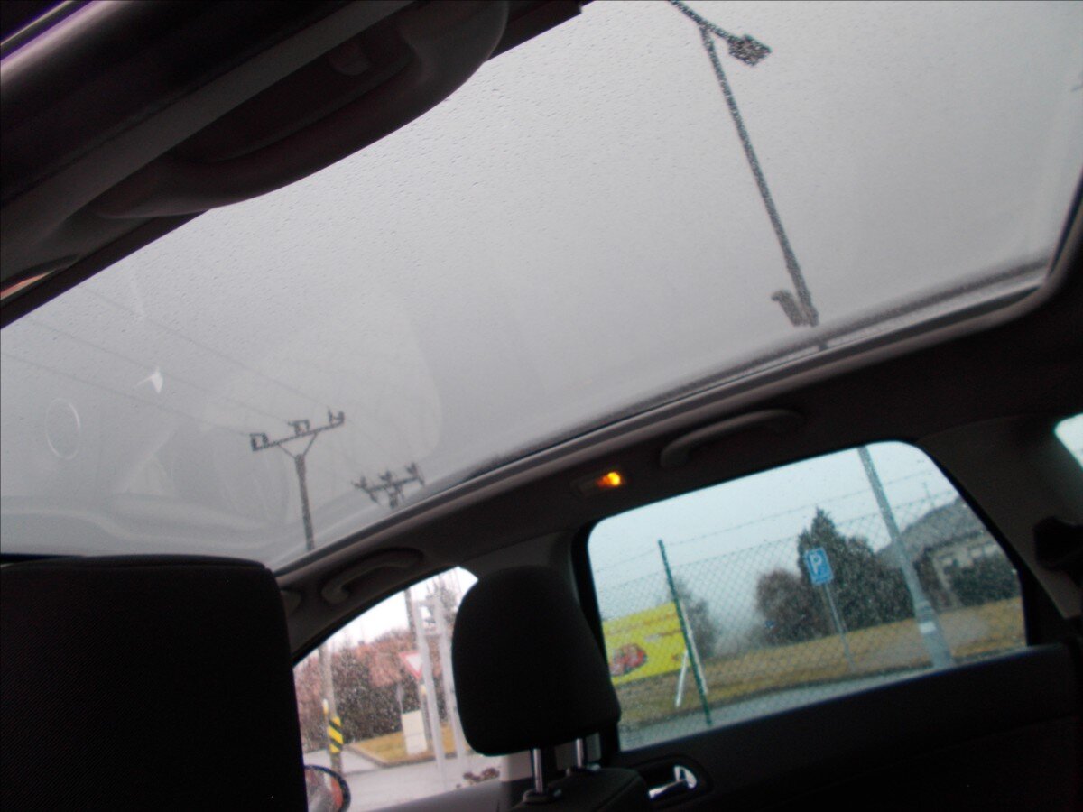 Peugeot 308 Kombi 1,6 l 88 kw