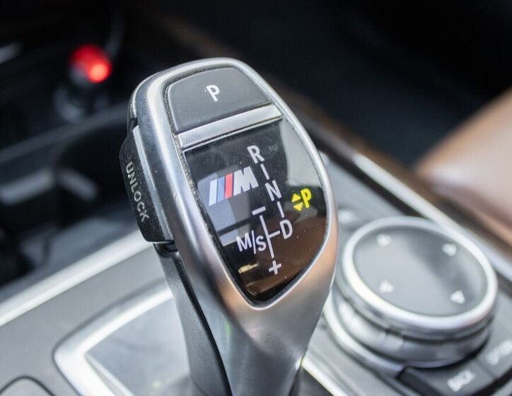 BMW X5 SUV 3,0 l 280 kw