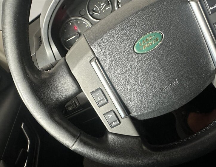 Land Rover Freelander 21