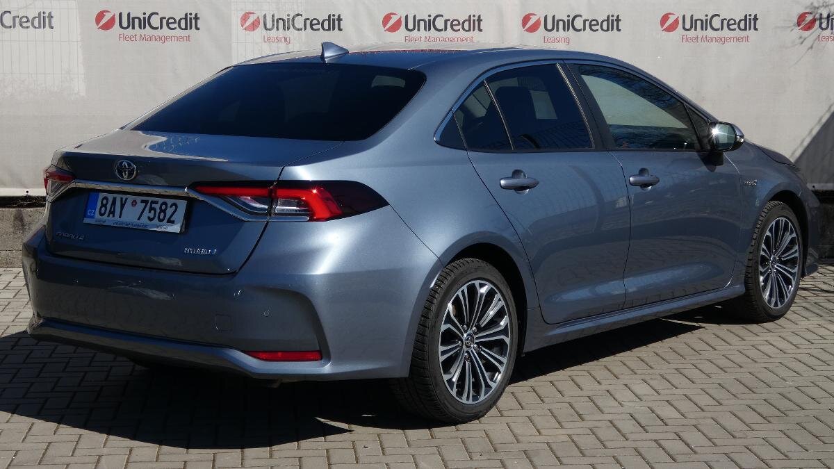 Toyota Corolla Sedan / Limuzína 1,8 l 72 kw