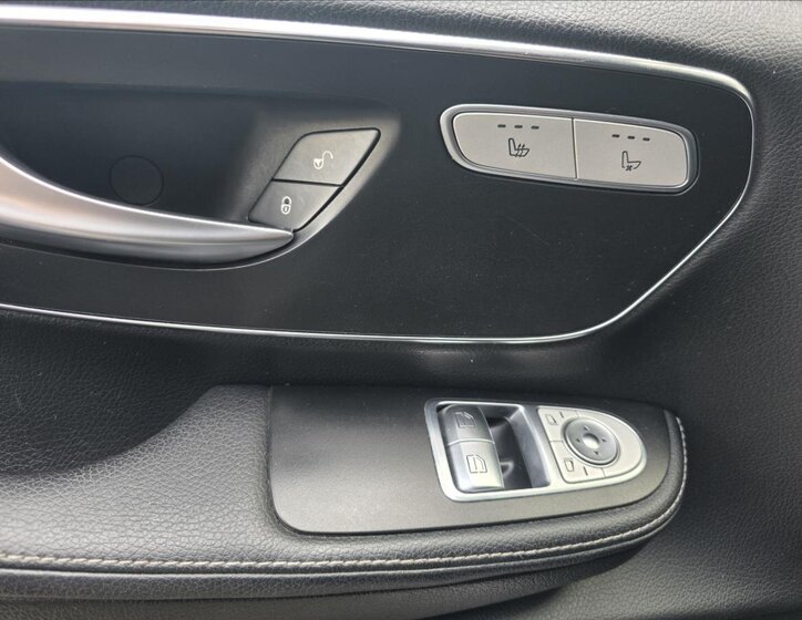 Mercedes-Benz Třídy V Kombi 2,1 l 140 kw