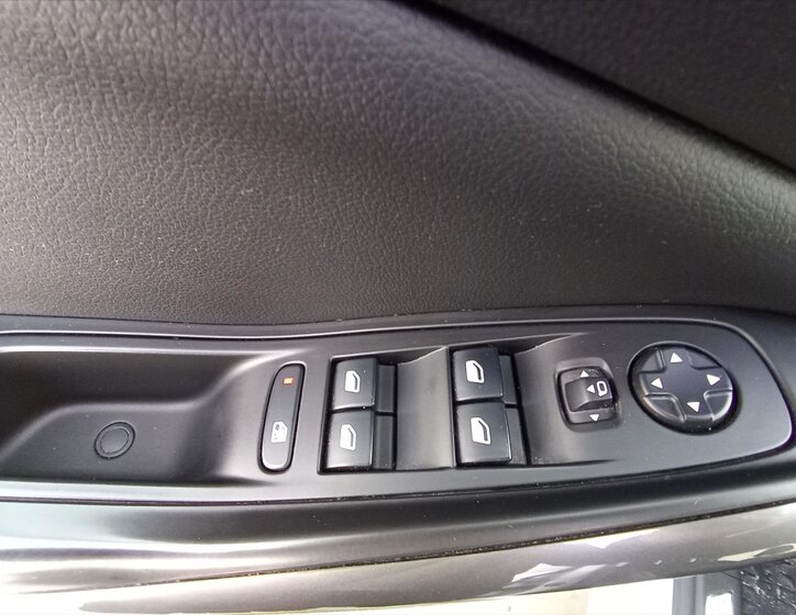 Opel Grandland Ostatní 2,0 l 130 kw