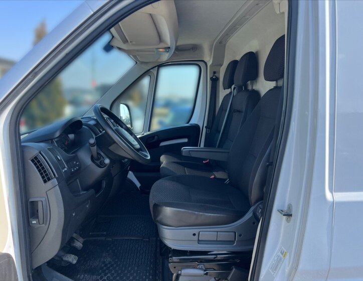 Peugeot Boxer Skříň 2,2 l 103 kw