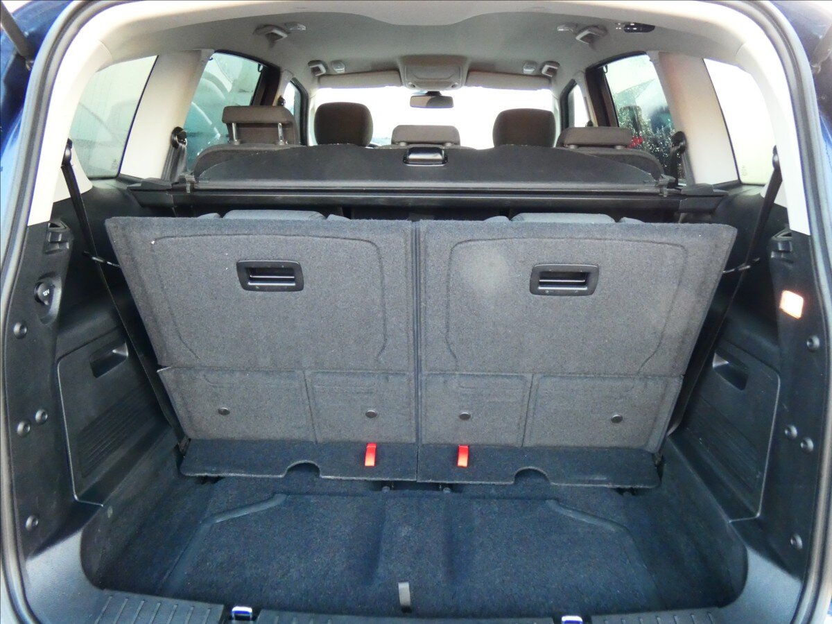 Ford S-MAX MPV 2,0 l 120 kw