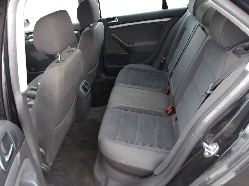 Volkswagen Jetta Sedan 1,9 l 77 kw