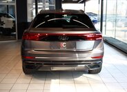 Audi Q8 SUV 3,0 l 210 kw