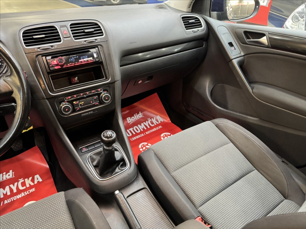 Volkswagen Golf Hatchback 1,4 l 59 kw