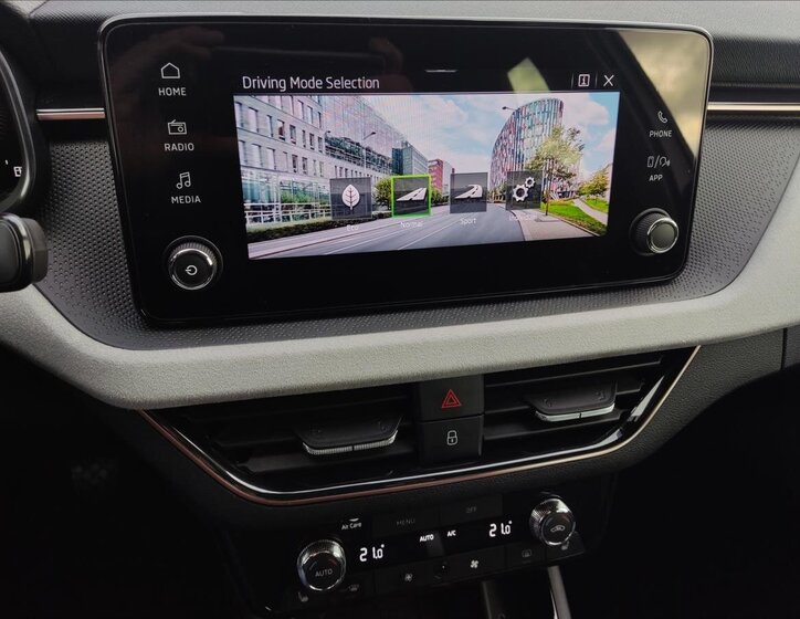 Škoda Scala Hatchback 999,0 85 kw