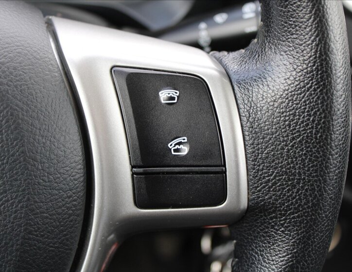 Toyota Yaris Hatchback 998,0 51 kw