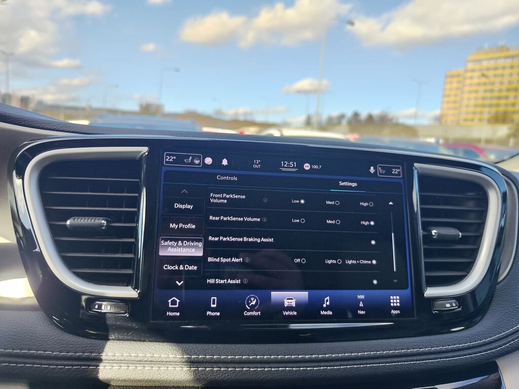 Chrysler Pacifica MPV 3,6 l 214 kw