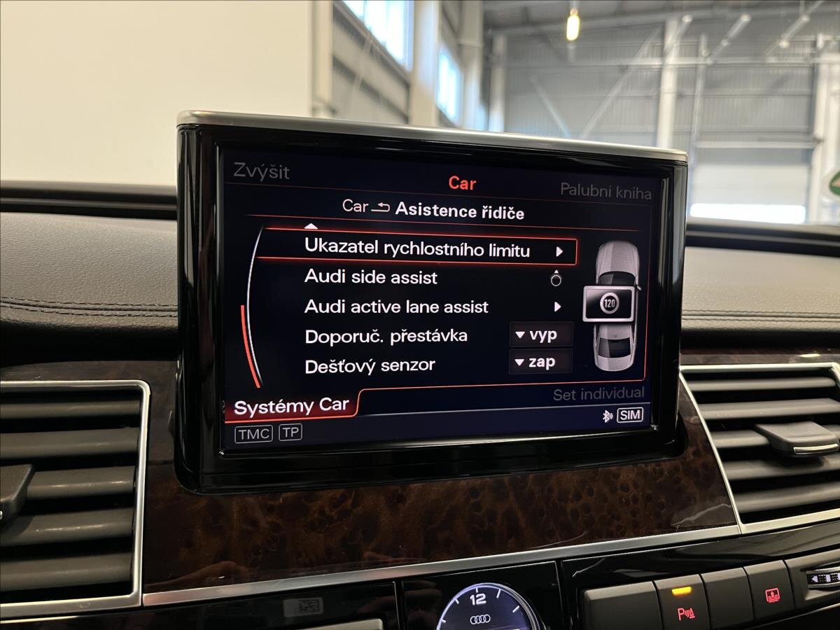 Audi A8 Sedan 3,0 l 190 kw