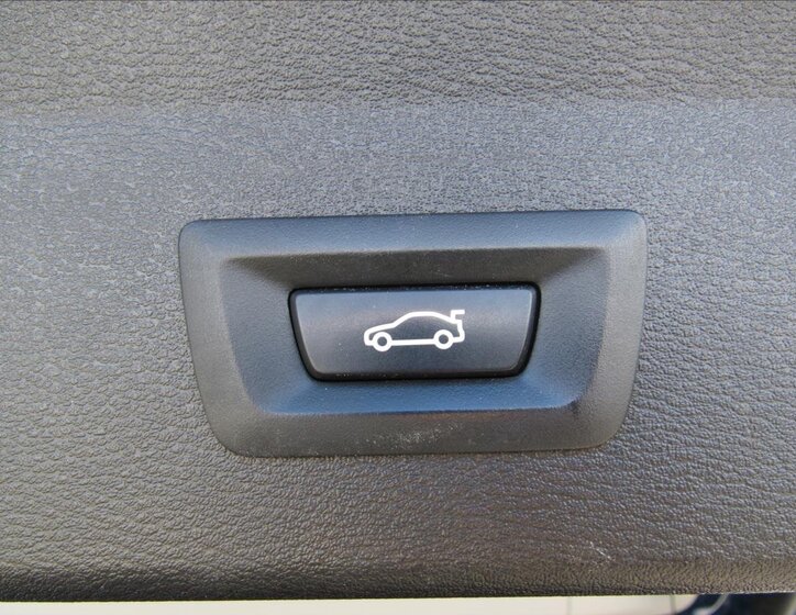 BMW X1 SUV / Terénní 1,5 l 100 kw