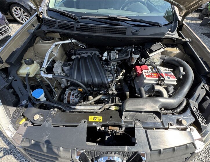 Nissan Qashqai SUV / Terénní 1,6 l 84 kw