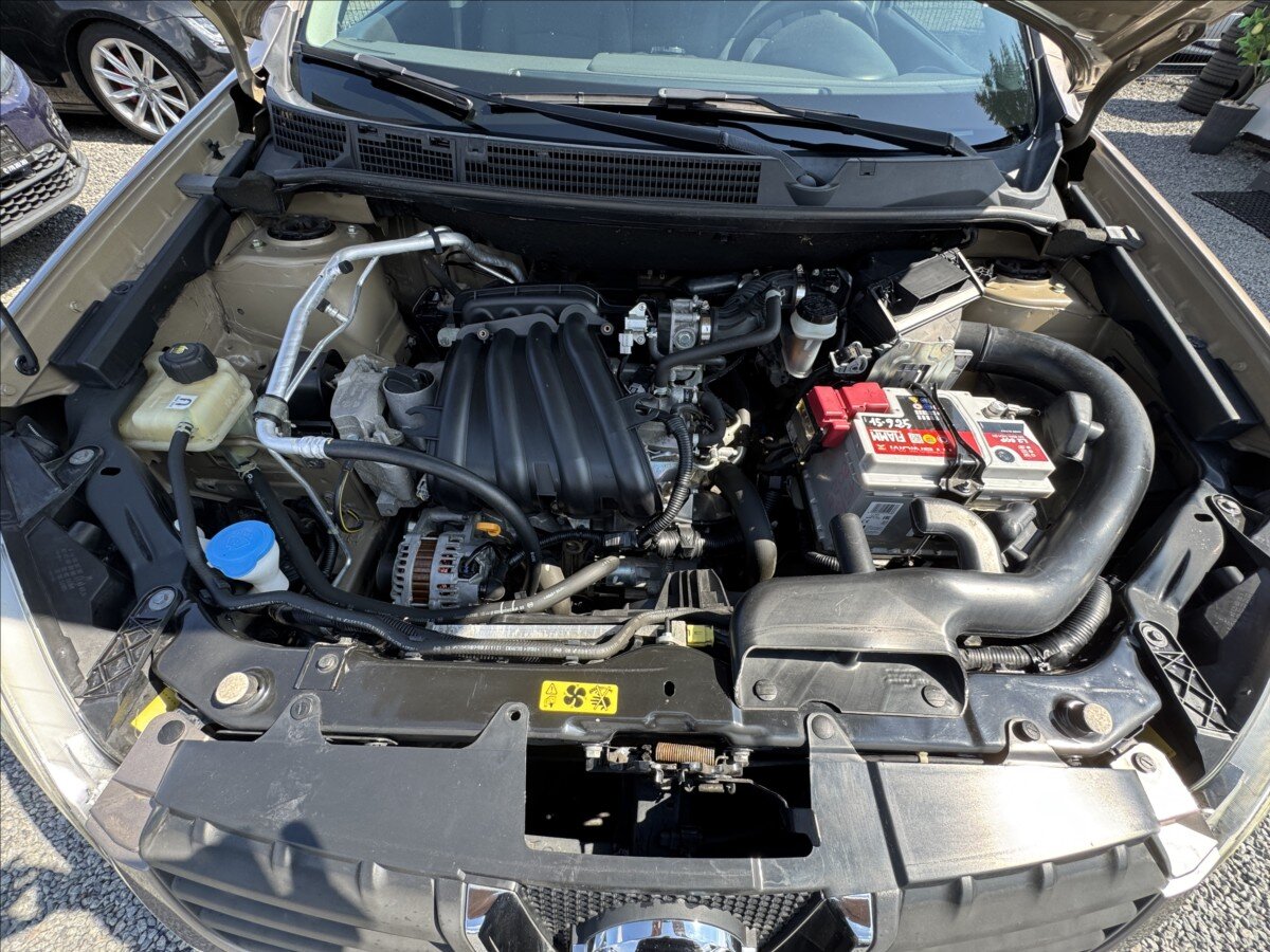Nissan Qashqai SUV / Terénní 1,6 l 84 kw