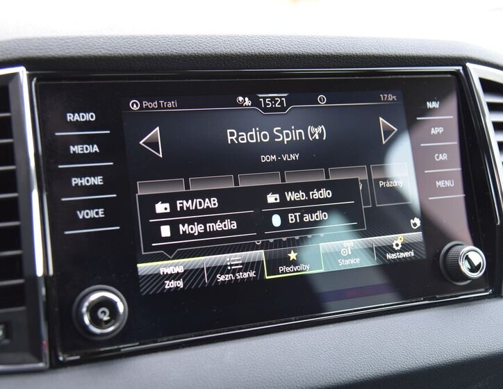 Škoda Karoq SUV / Terénní 2,0 l 85 kw