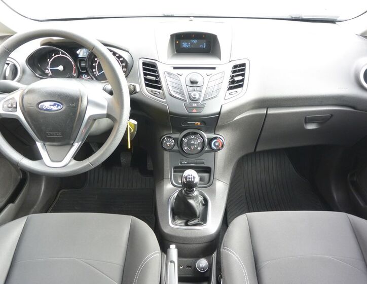 Ford Fiesta 11