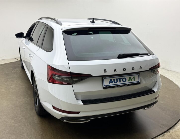 Škoda Superb Kombi 2,0 l 140 kw