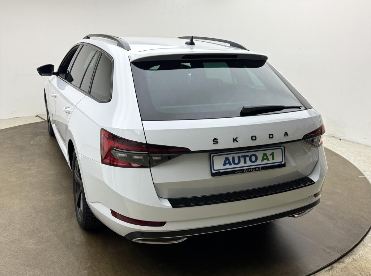 Škoda Superb Kombi 2,0 l 140 kw