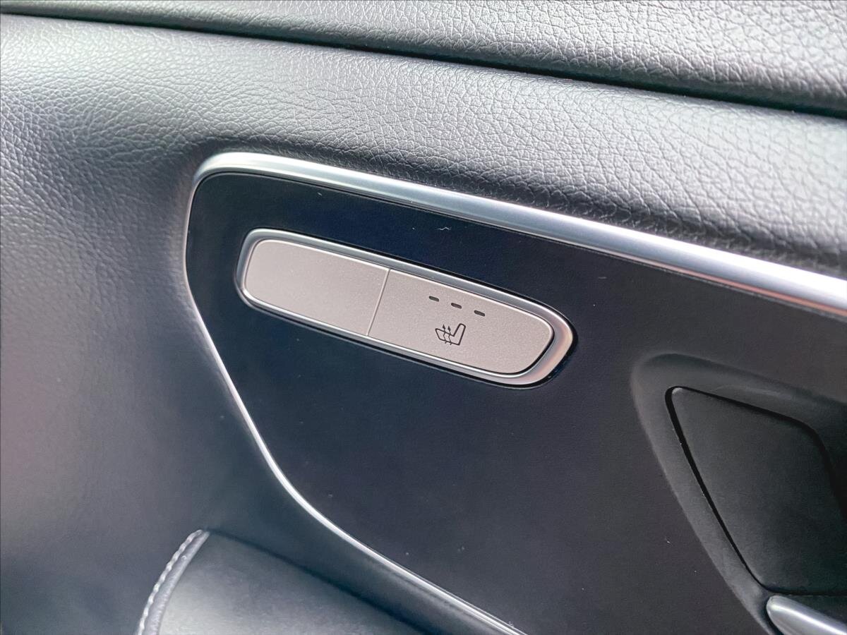 Mercedes-Benz Třídy V MPV 2,0 l 176 kw