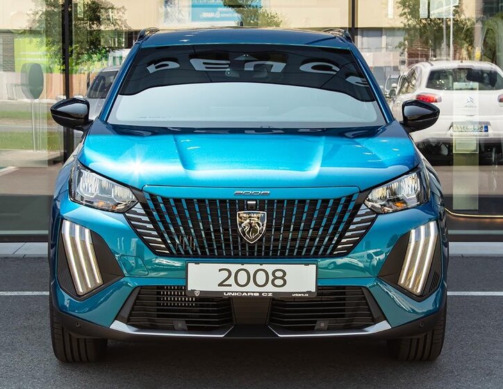 Peugeot 2008 Hatchback 1,2 l 100 kw