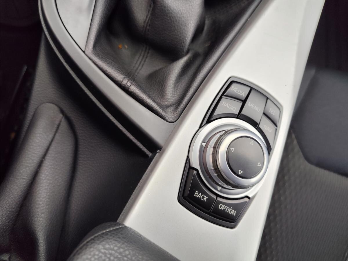 BMW Řada 3 Kombi 2,0 l 180 kw