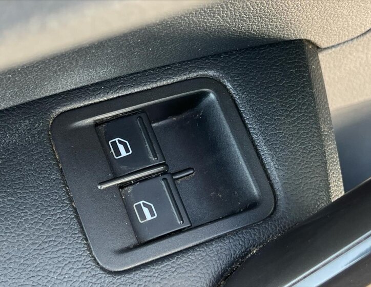 Volkswagen Caddy Skříň 1,4 l 92 kw