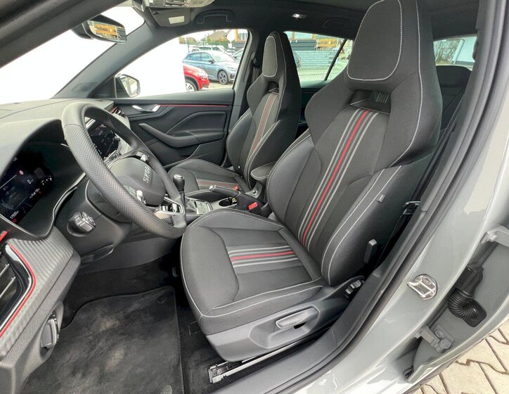 Škoda Scala Hatchback 1,0 l 85 kw