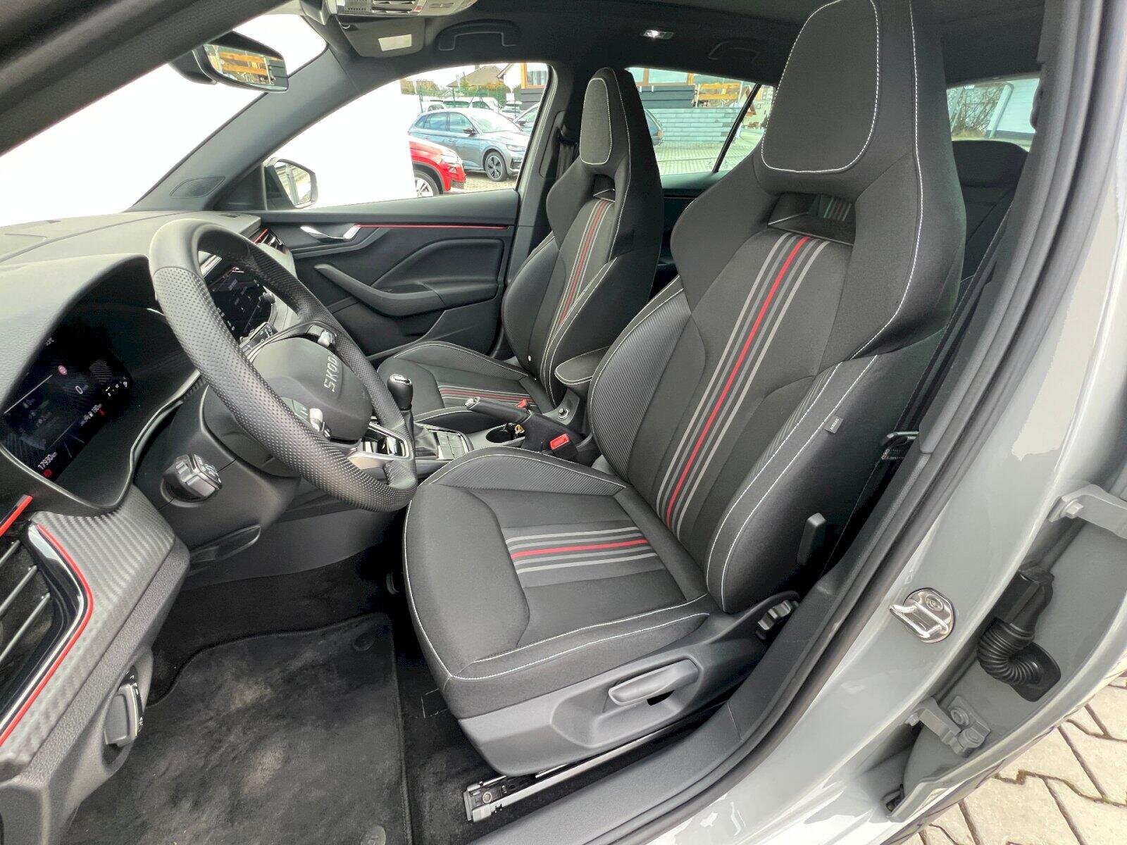 Škoda Scala Hatchback 1,0 l 85 kw