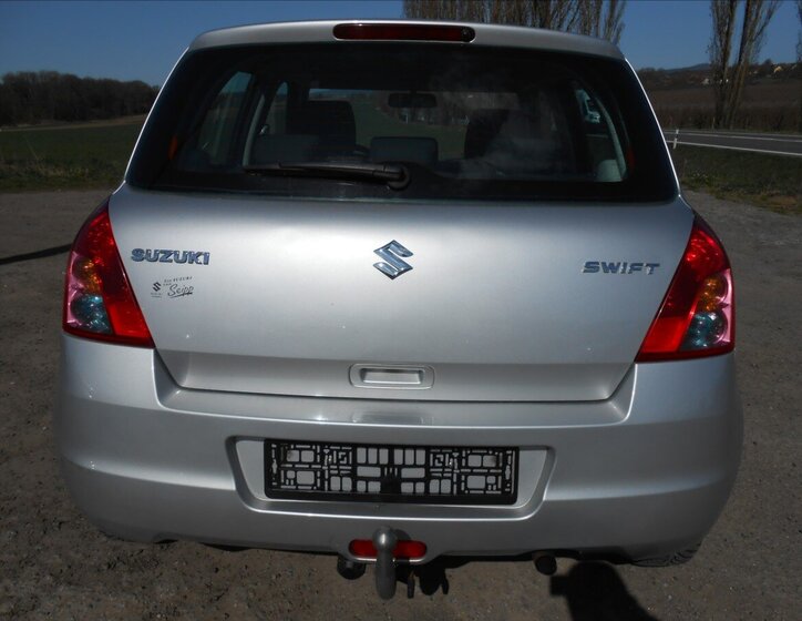 Suzuki Swift Hatchback 1,3 l 67 kw