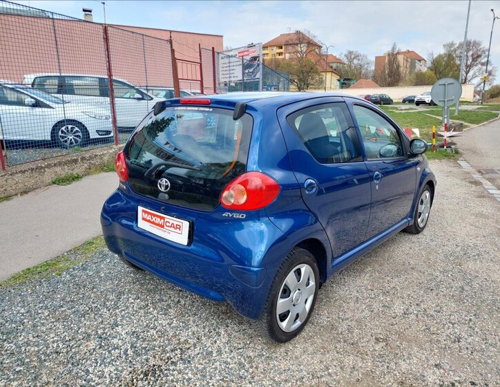 Toyota Aygo Hatchback 998,0 50 kw
