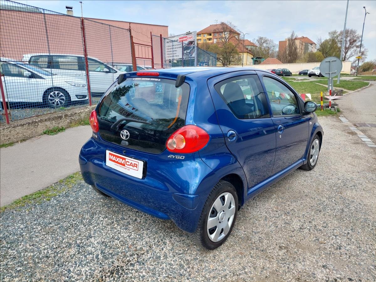 Toyota Aygo Hatchback 998,0 50 kw