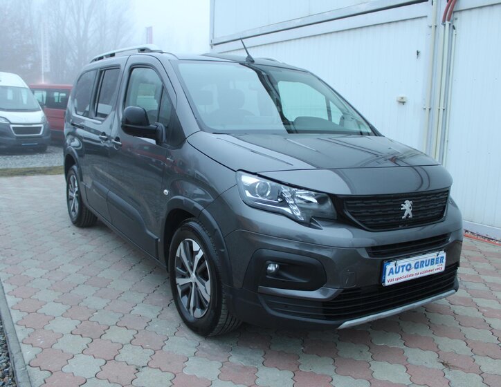 Peugeot Rifter 2