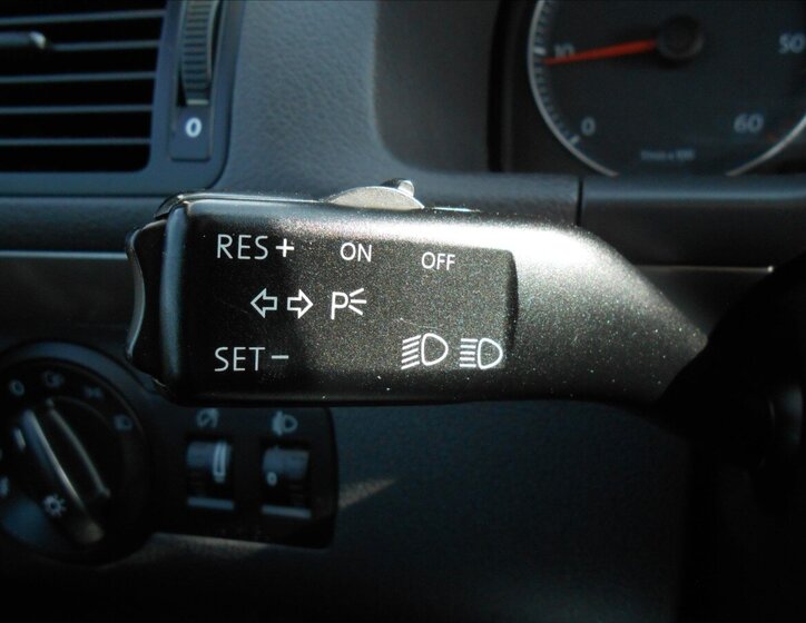 Volkswagen Touran Kombi 2,0 l 103 kw