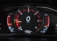 Volvo XC60 SUV / Terénní 2,0 l 100 kw