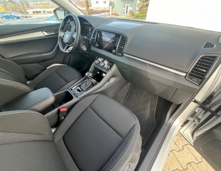 Škoda Karoq SUV 1,5 l 110 kw