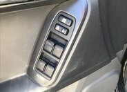 Toyota Land Cruiser Kombi 3,0 l 127 kw