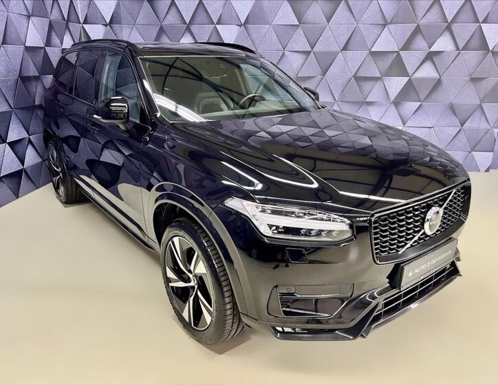 Volvo XC90 4