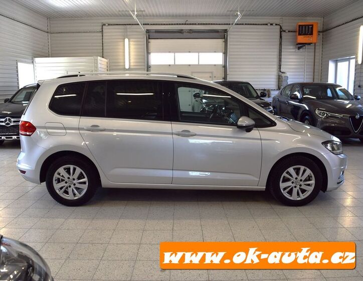 Volkswagen Touran 9
