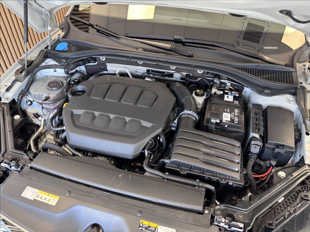 Škoda Superb Kombi 2,0 l 206 kw